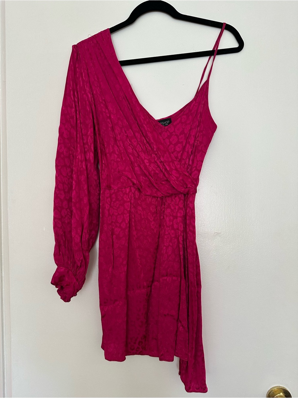 80’s One-Shoulder Fuchsia Dress